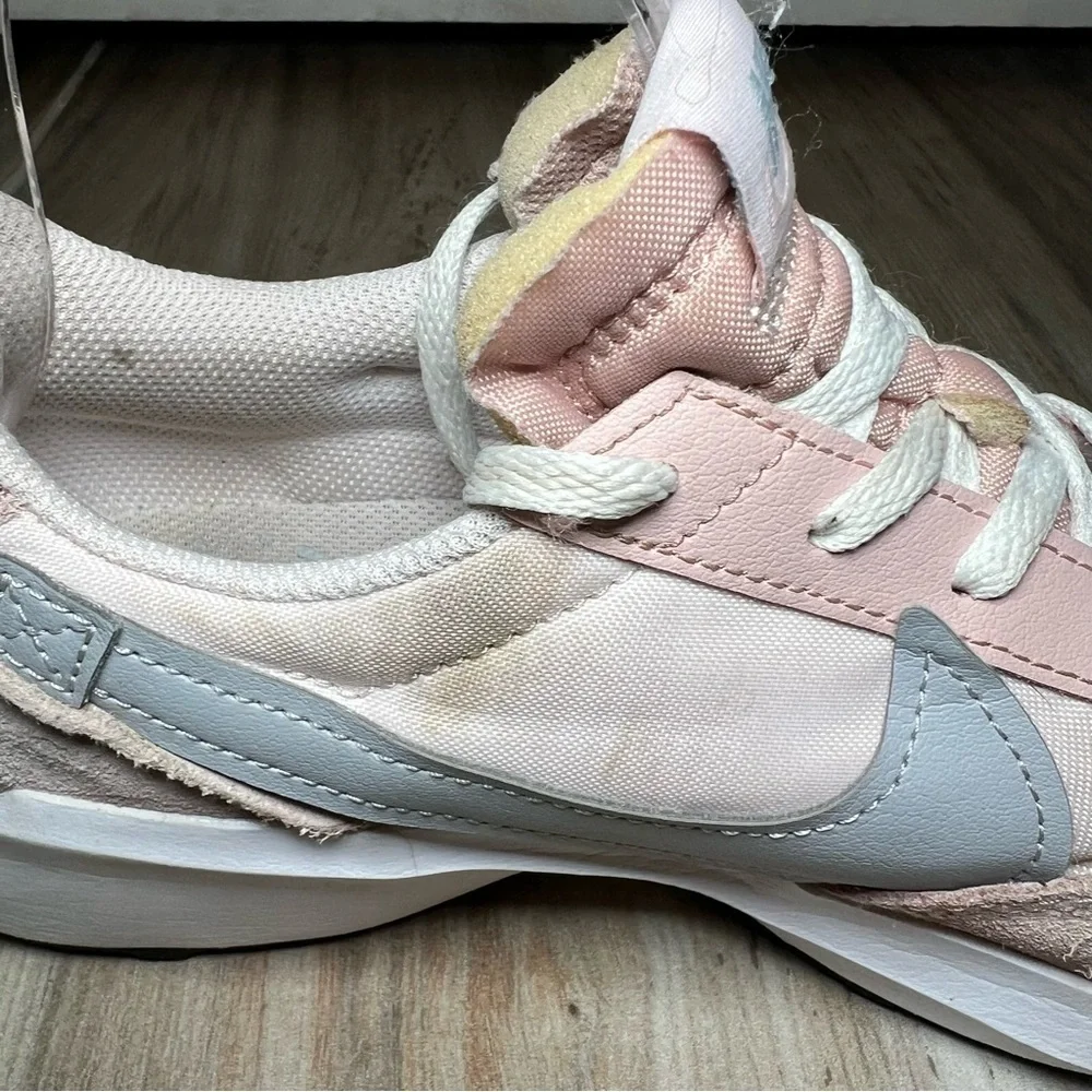 Nike Waffle Debut Pink Oxford Wolf Gray Pearl Pink White Womens Size 8